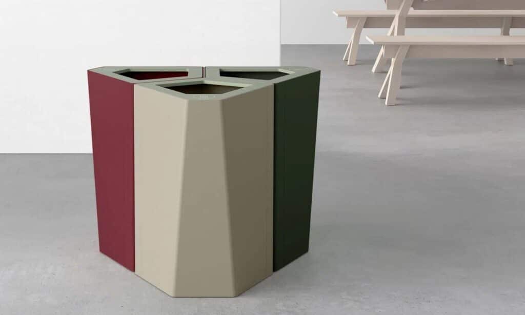Affaldsspand Kite i Wine red, beige og Olive i kantine