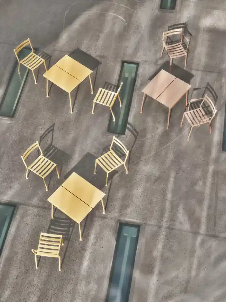 Udendørs cafébord Flaner – seating chair ral0959040 ral cafe table ral0959040