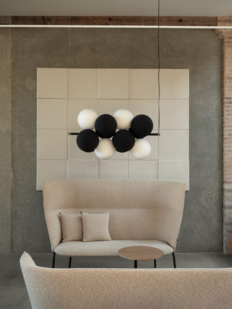 Vægpanel Soneo i showroom